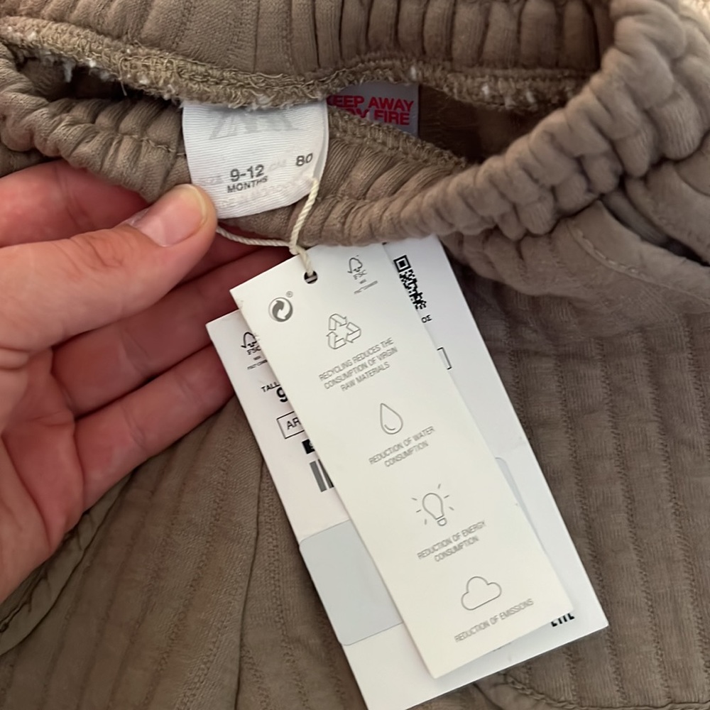 Brand new Zara sweats - Picture 2 of 3